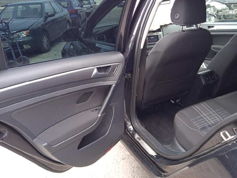 volkswagen golf vii lim. del año 2015