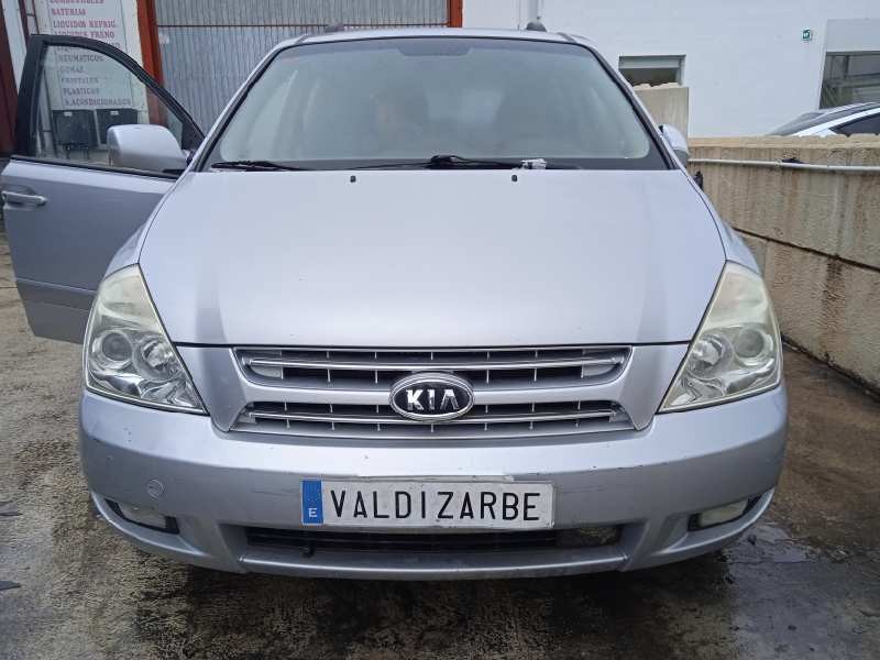 kia carnival del año 2010