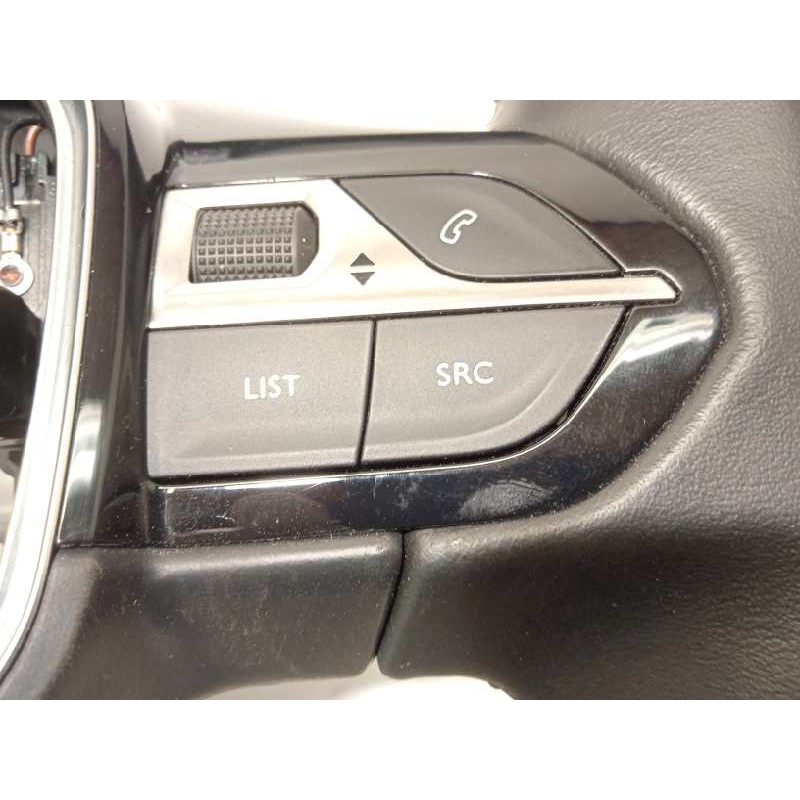 Recambio de volante para peugeot 5008 active referencia OEM IAM 98105486AU  