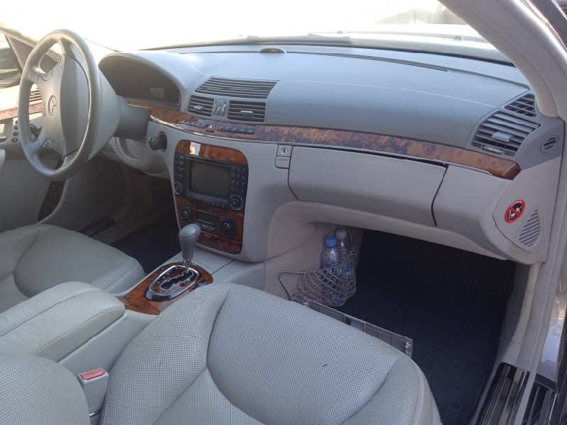 mercedes-benz clase s (w220) berlina del año 2004