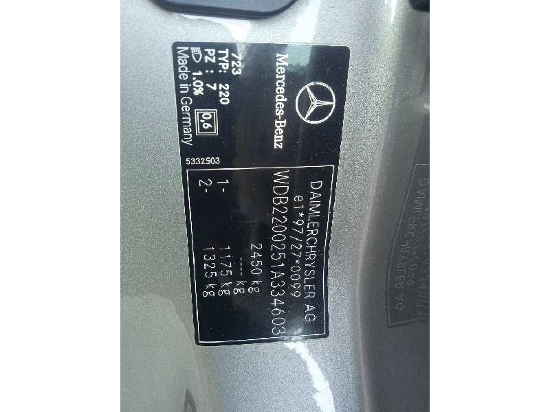 mercedes-benz clase s (w220) berlina del año 2004