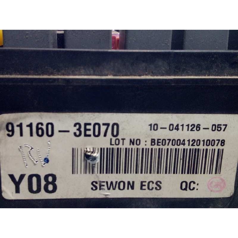 Recambio de caja reles / fusibles para kia sorento 2.5 crdi concept referencia OEM IAM 911603E070  