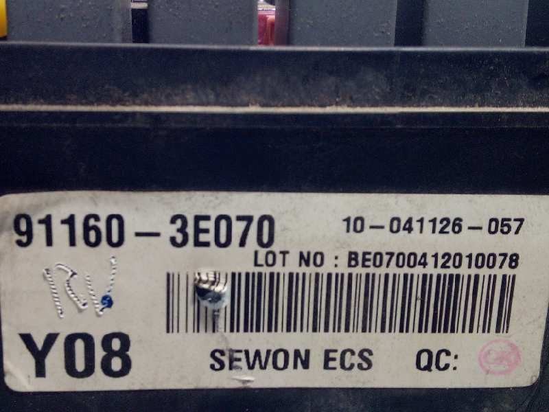 Recambio de caja reles / fusibles para kia sorento 2.5 crdi concept referencia OEM IAM 911603E070  