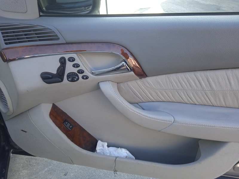 mercedes-benz clase s (w220) berlina del año 2004