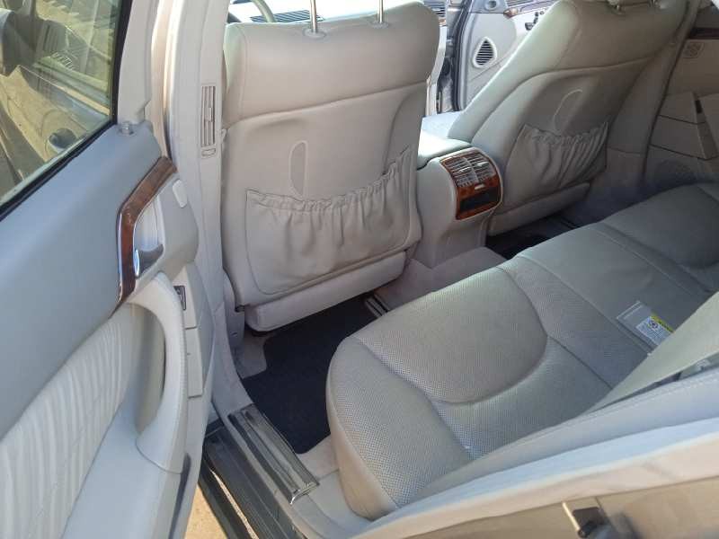 mercedes-benz clase s (w220) berlina del año 2004