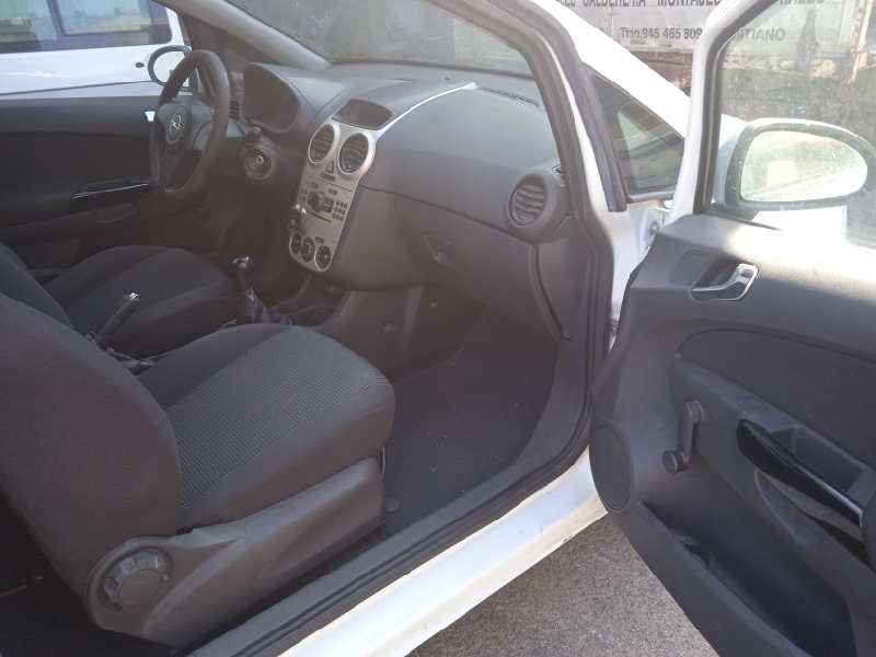 opel corsa d del año 2007