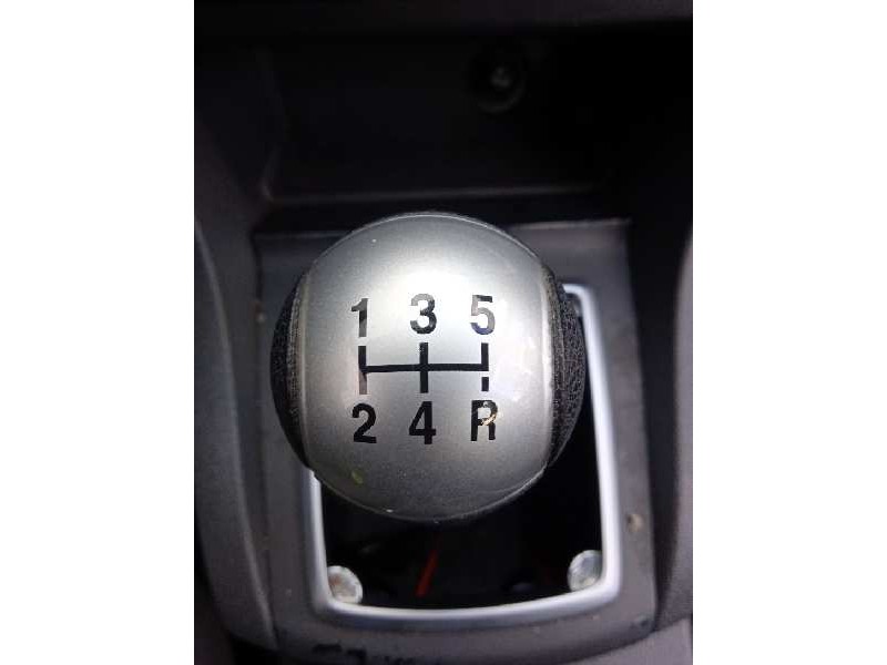 ford focus berlina (cap) del año 2007