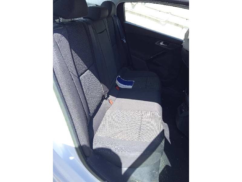 peugeot 508 del año 2012