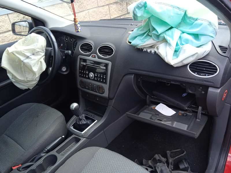 ford focus berlina (cap) del año 2007