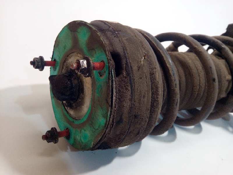 Recambio de amortiguador trasero izquierdo para land rover evoque hse referencia OEM IAM BJ3218K004AE  LR044681