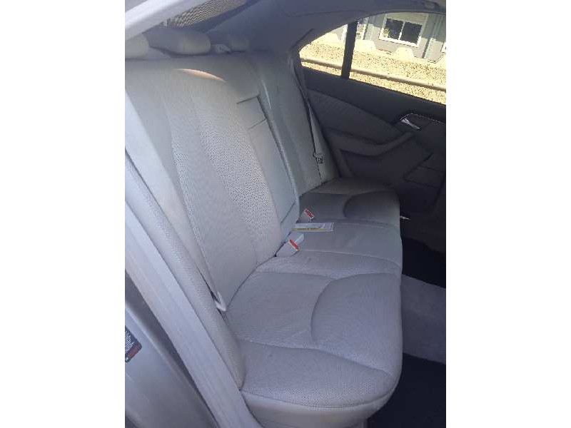 mercedes-benz clase s (w220) berlina del año 2004