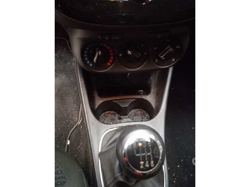 opel corsa e del año 2016