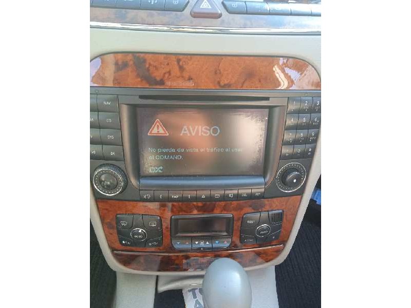 mercedes-benz clase s (w220) berlina del año 2004