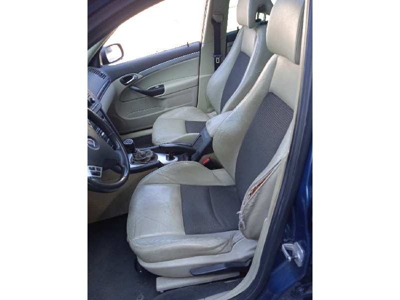 saab 9-3 berlina del año 2006