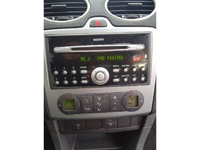 ford focus berlina (cap) del año 2007