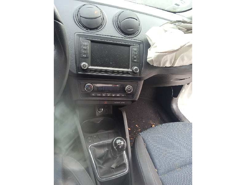 seat ibiza (6p1) del año 2017