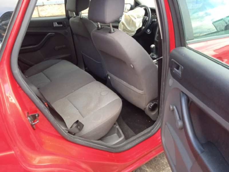 ford focus berlina (cap) del año 2007