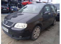 VOLKSWAGEN TOURAN (1T1)
