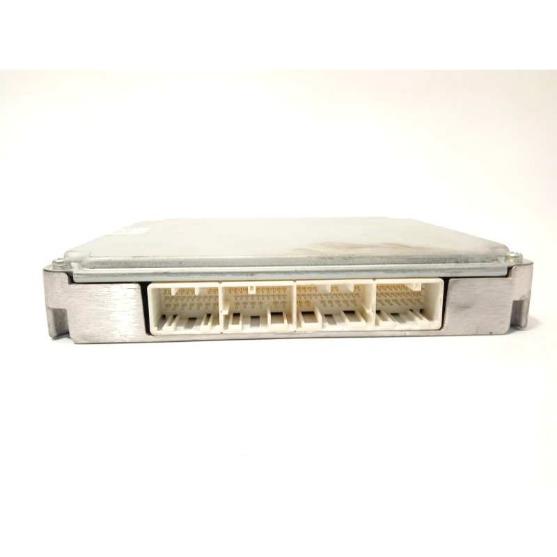 Recambio de centralita motor uce para toyota corolla verso (r1) 2.2 d-4d luna referencia OEM IAM 896610F101  MB1758009440