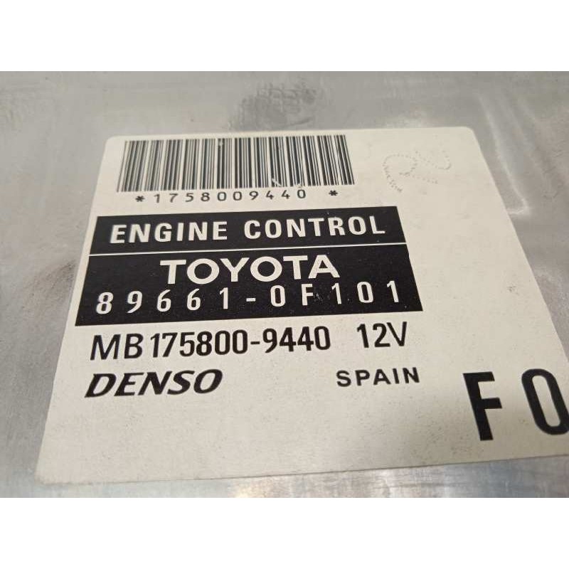 Recambio de centralita motor uce para toyota corolla verso (r1) 2.2 d-4d luna referencia OEM IAM 896610F101  MB1758009440