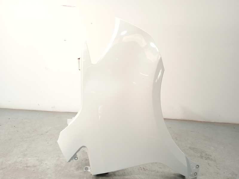 ALETA DELANTERA DERECHA A9108810100 9108810100