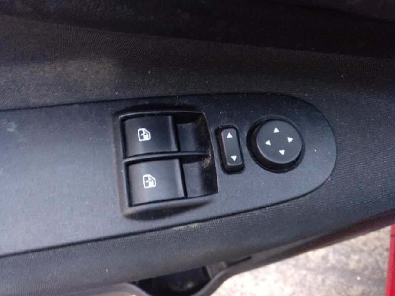 fiat punto (evo) (199) del año 2011