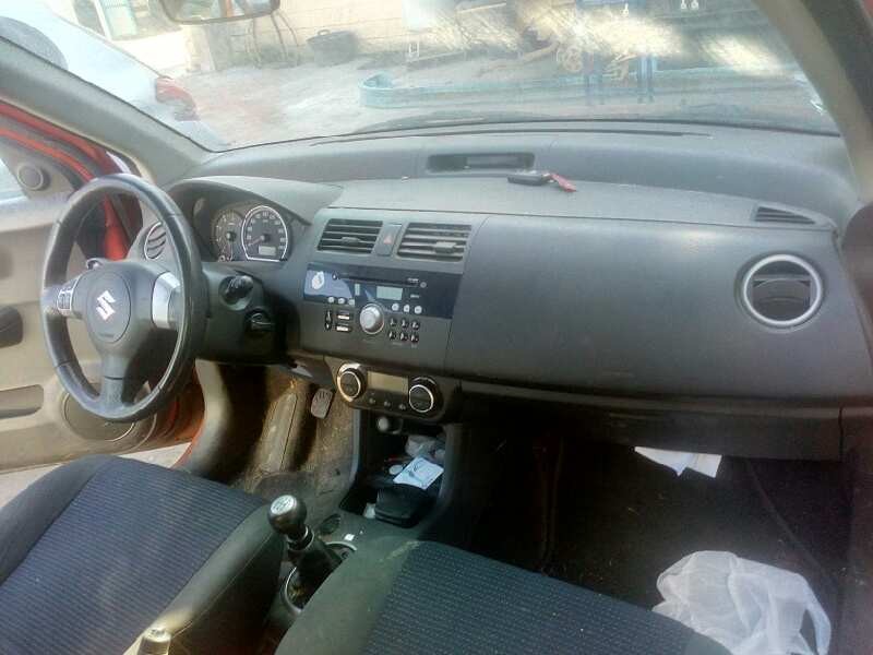 suzuki swift azg (nz) del año 2010