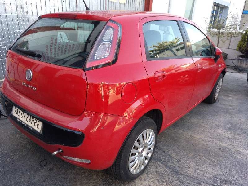 fiat punto (evo) (199) del año 2011
