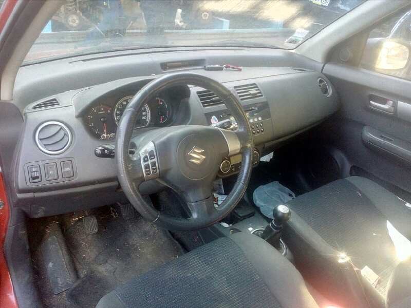 suzuki swift azg (nz) del año 2010