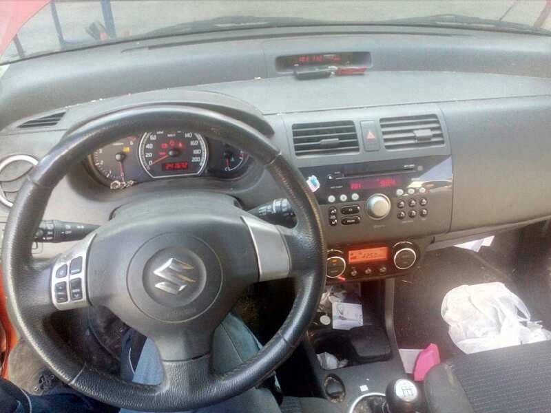 suzuki swift azg (nz) del año 2010