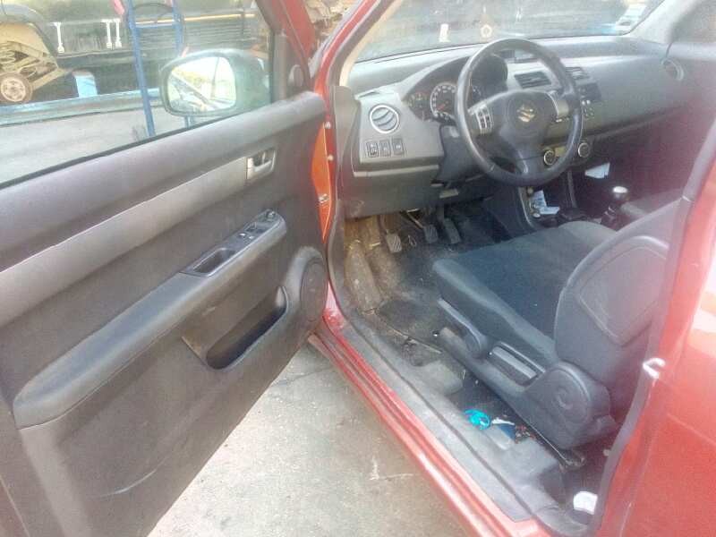 suzuki swift azg (nz) del año 2010