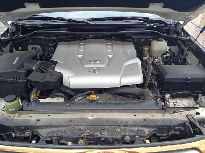 toyota land cruiser 200 (j14) del año 2008