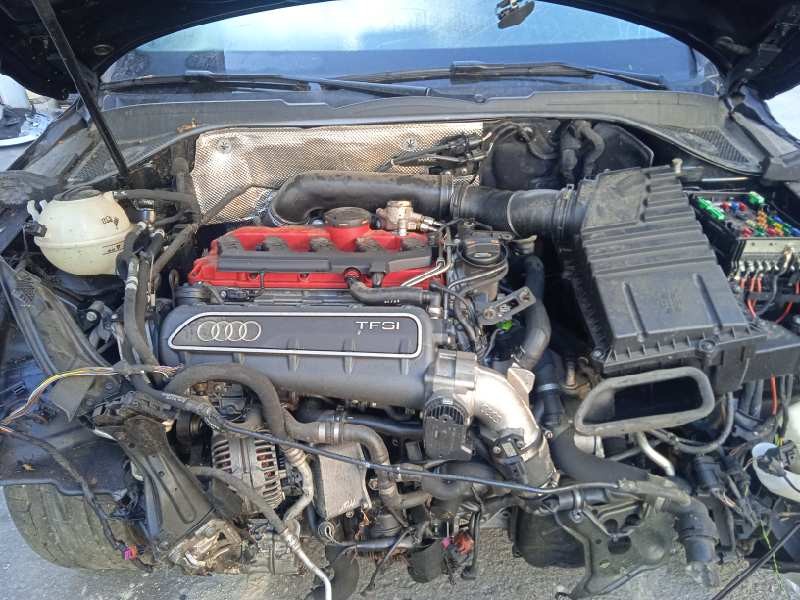 audi rs q3 (8ub) del año 2014