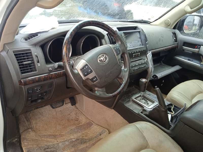 toyota land cruiser 200 (j14) del año 2008