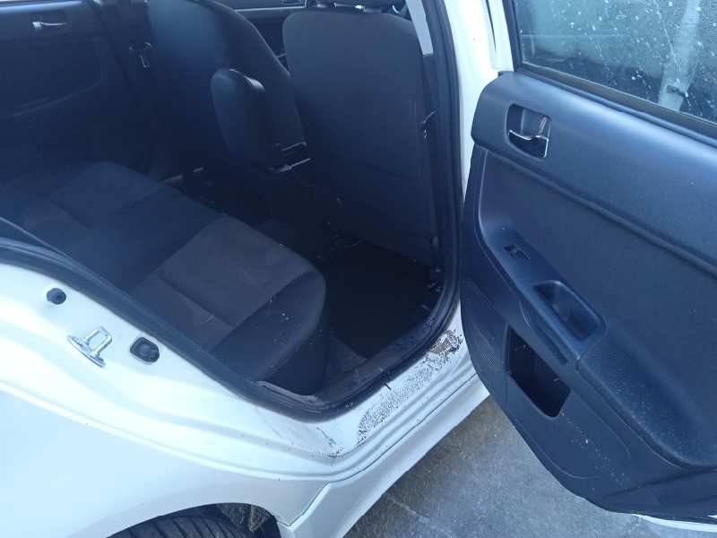 mitsubishi lancer berlina (cy0) del año 2010