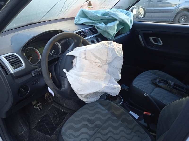 skoda fabia (5j2 ) del año 2009