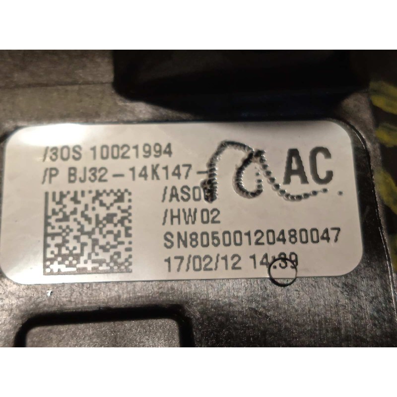 Recambio de interruptor para land rover evoque 2.2 td4 cat referencia OEM IAM BJ3214K147AC  LR025895