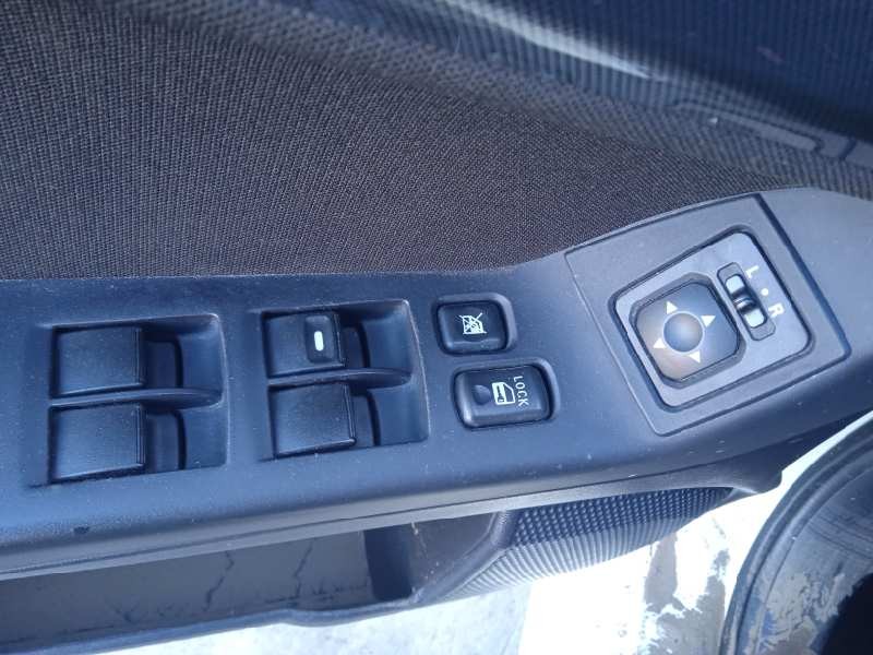 mitsubishi lancer berlina (cy0) del año 2010