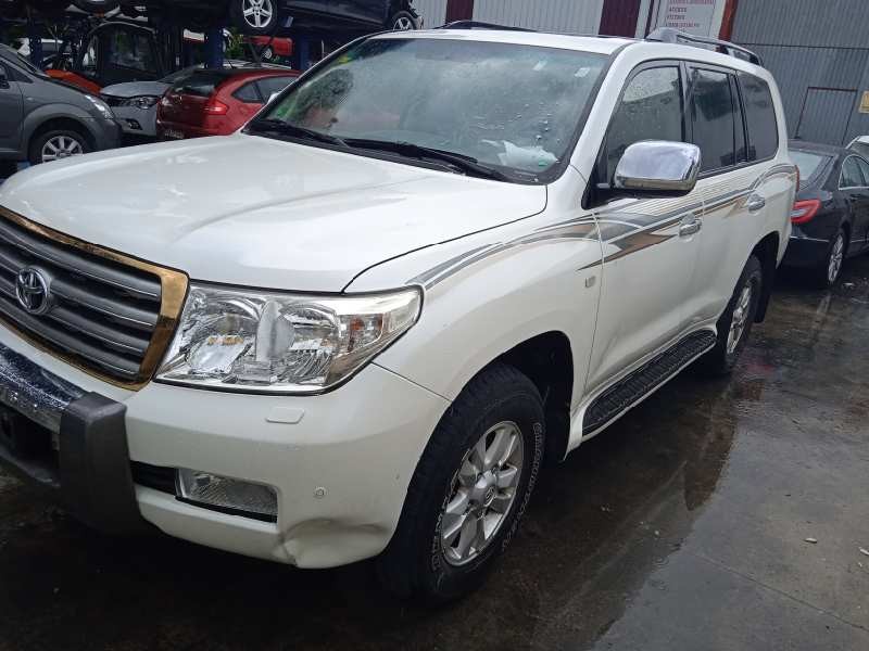 toyota land cruiser 200 (j14) del año 2008