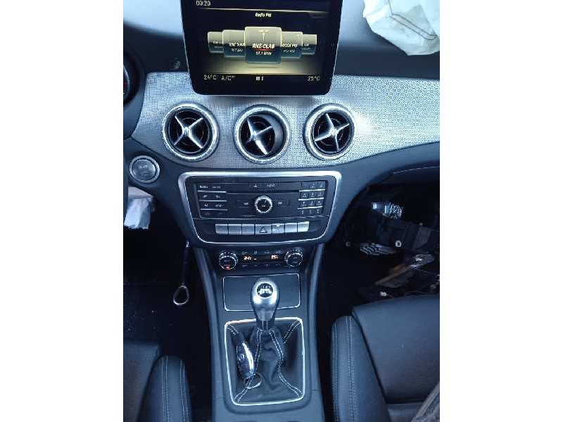 mercedes-benz clase cla (w117) del año 2017