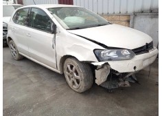 VOLKSWAGEN POLO (6R1)