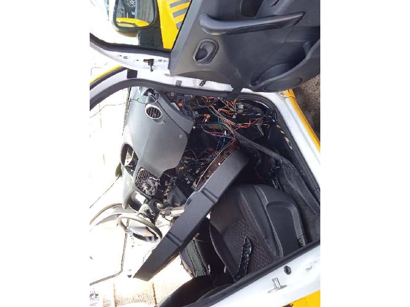 renault kangoo del año 2010