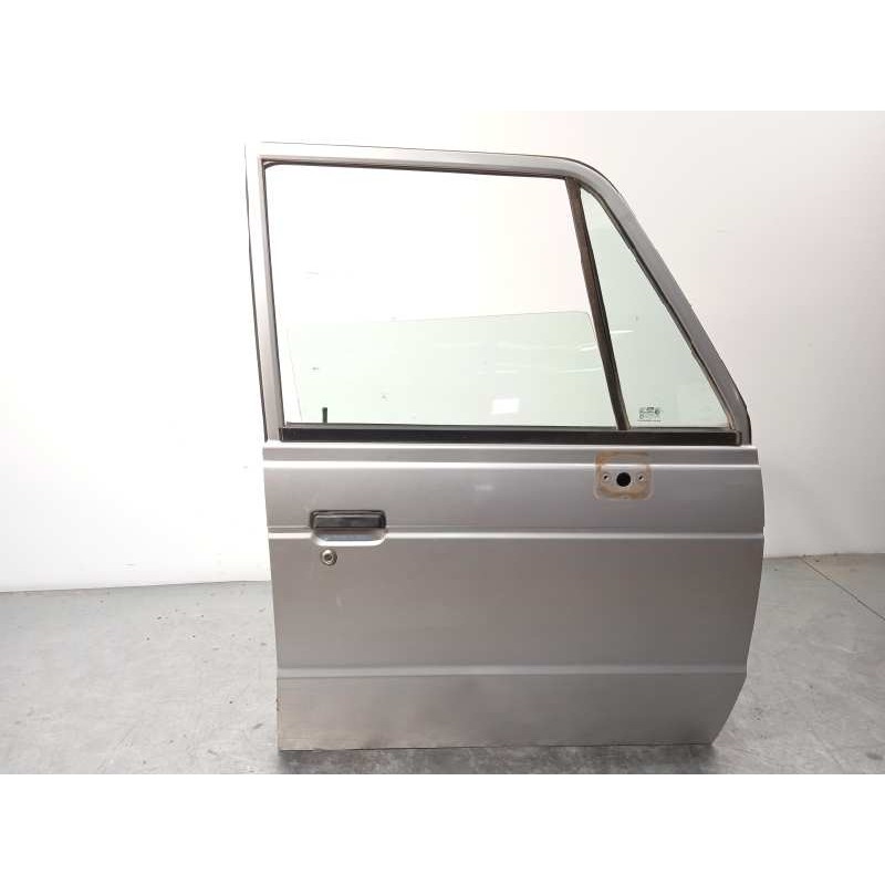 Recambio de puerta delantera derecha para mitsubishi galloper (hyundai) 2.5 td (3-ptas.) referencia OEM IAM SM216206E  