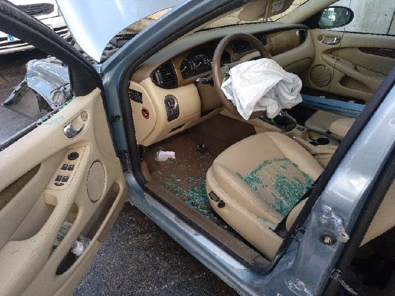 jaguar x-type del año 2004