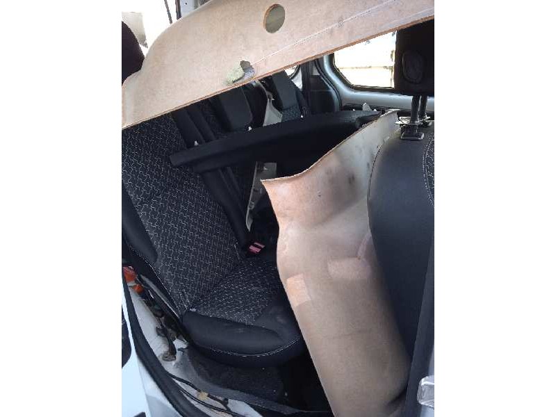 renault kangoo del año 2010