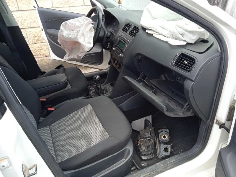 volkswagen polo (6r1) del año 2014