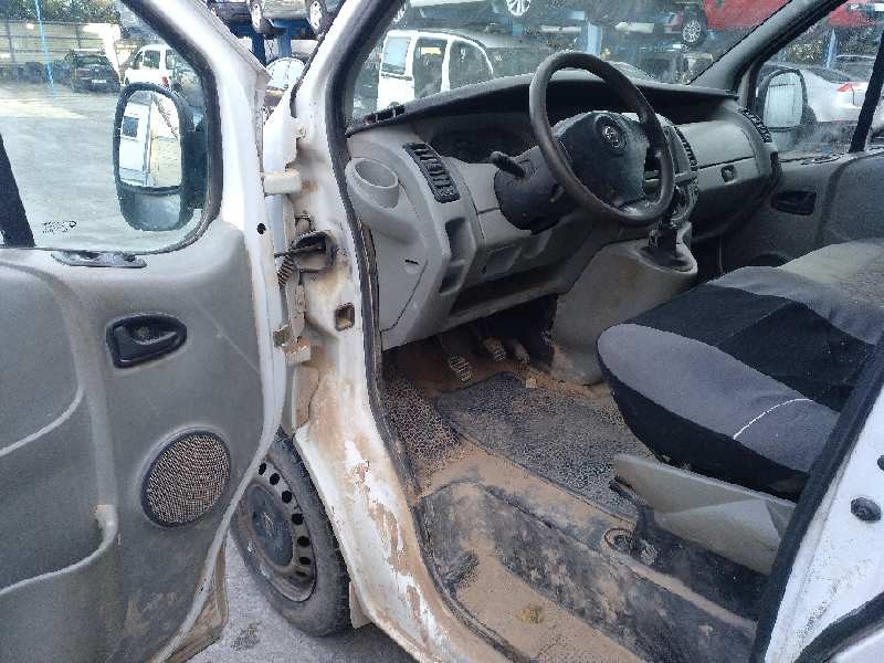 opel vivaro del año 2004