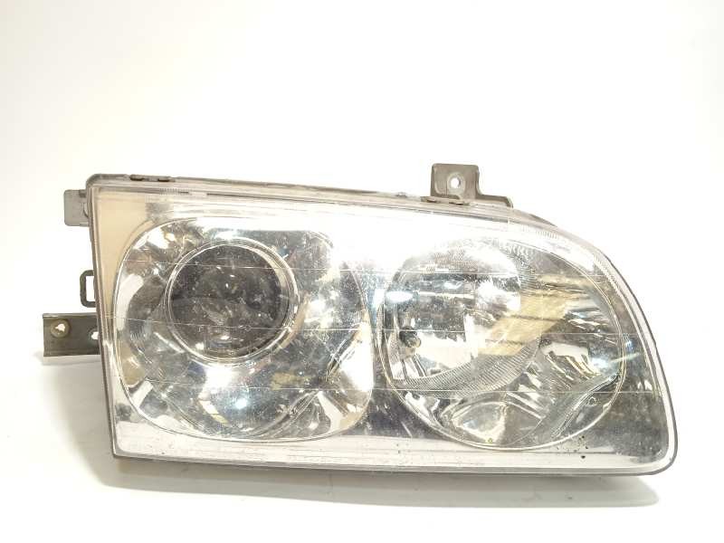 Recambio de faro derecho para hyundai trajet (fo) 2.0 crdi gls referencia OEM IAM 921043A020  
