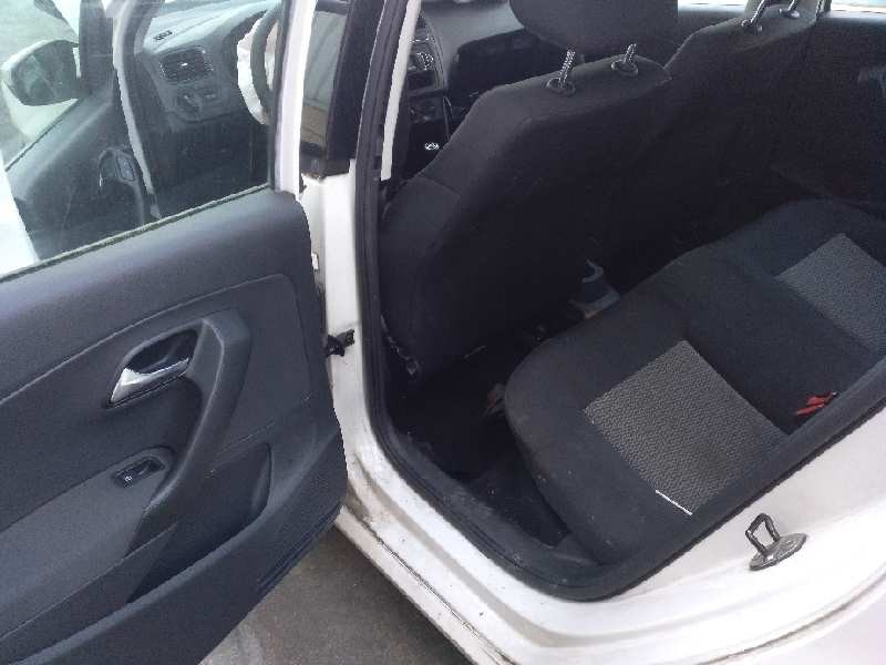 volkswagen polo (6r1) del año 2010