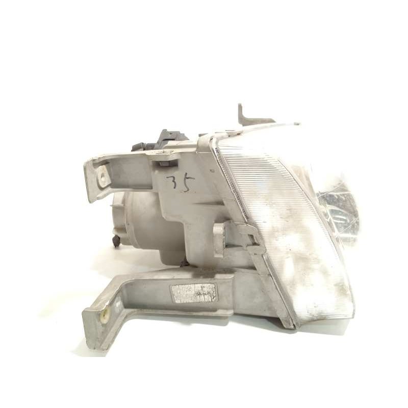 Recambio de faro derecho para hyundai trajet (fo) 2.0 crdi gls referencia OEM IAM 921043A020  